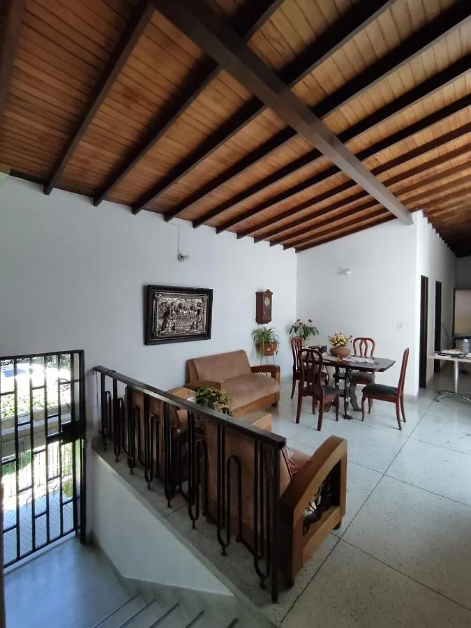Casa Familiar Apartment Medellin Homestay
